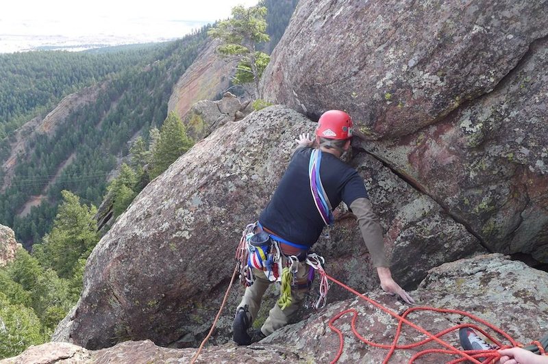 Crossing the chimney/gash on P3.
