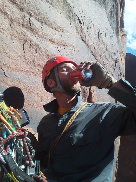 Enjoyin some diesel towards the top of a two-day mini wall in Moab. 45' worth of falling over three hucks in the dark the night before, and green bile-yaking into the black overhanging void