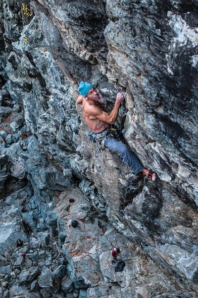 Ian Texeira working the mega steep Grail Project .13b. Emeralds, CA. pic: josh horniak