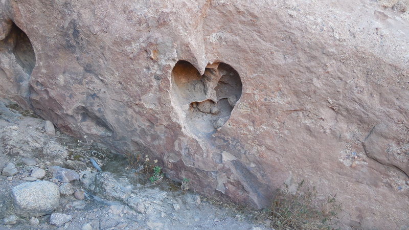 The amazing heart-like feature at the base of the west face of the Temple of Ishtar.