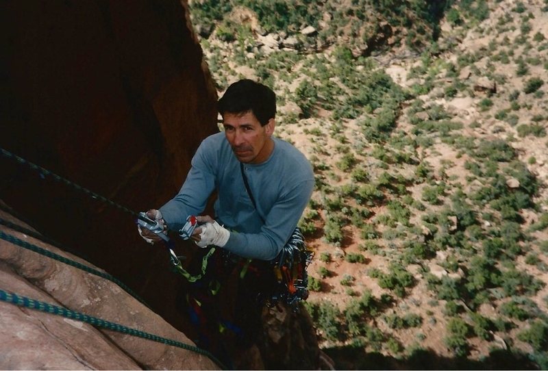 Bill Boyle on Lovelace in Zion's.  Early '90's.<br>
<br>
The independent Fang Spire behind him.