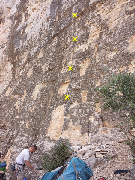 Start of climb as seen from the trail. Blue rope in the picture shows the bolt line.