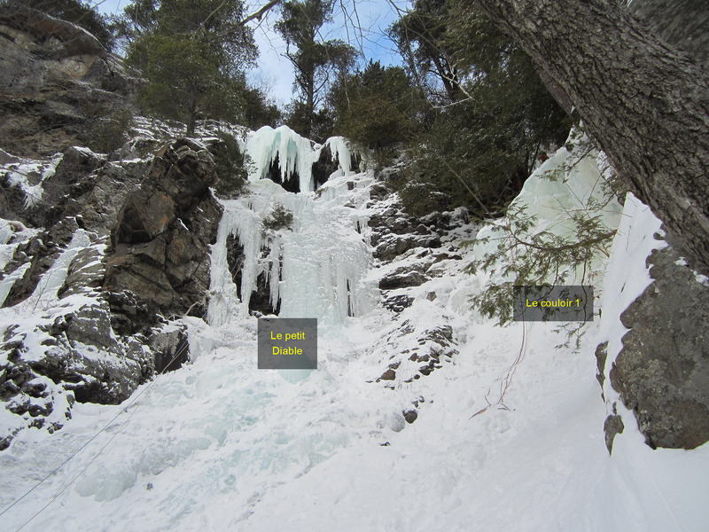 Le Petit Diable. The base of Le Couloir 1 is barely visible on the right.
