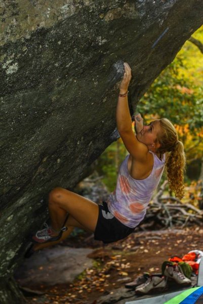 Brianna Knaggs on Indian Outlaw. CJ Yunger photo.