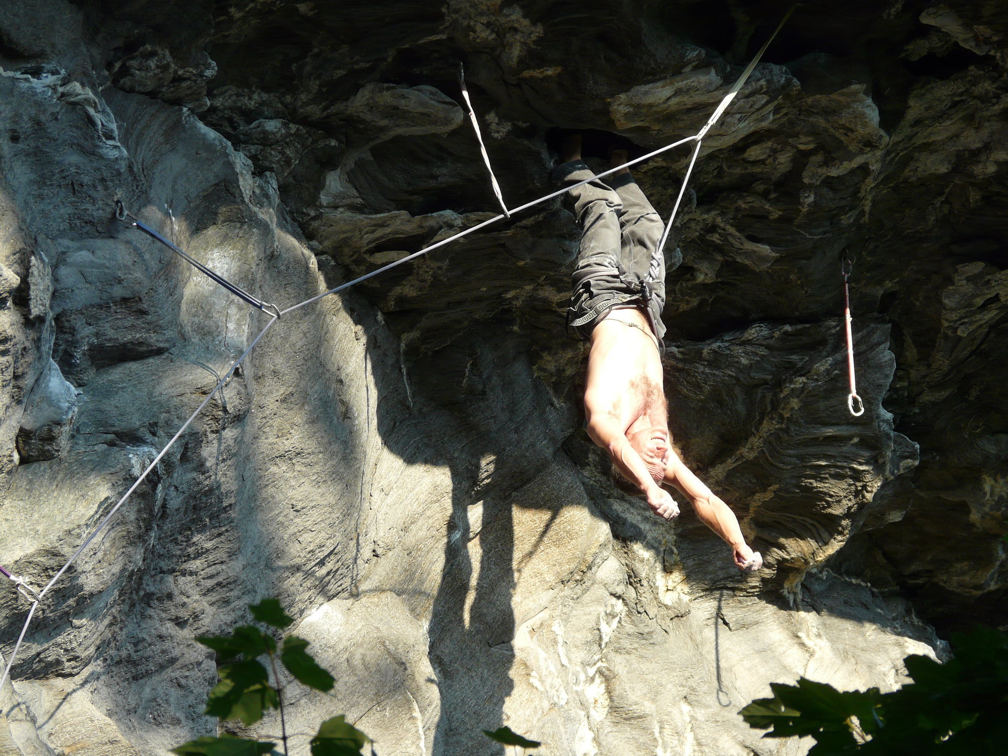 A closeup of Vitek doing the bat hang.
