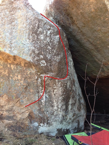 I Lichen Bouldering follows the red line to the topout