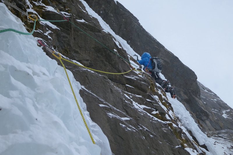 The M6 traverse, March 2014. I clipped the first two pins of the Whipper, and traversed to another fixed pin.