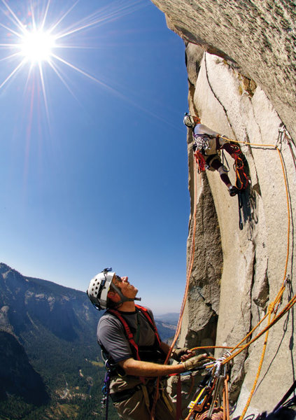 Paul Hewitt (leading) and Roy Smith make it look easy on the Nose of El Cap.<br>
by Kevin Steele/Wonderful Machine