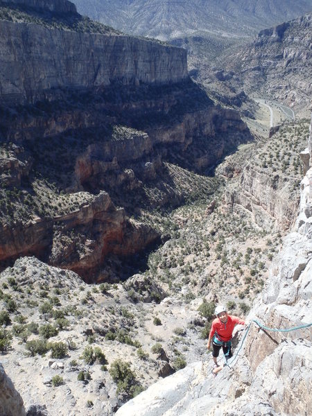 Coming around P3 to the intermediate belay.