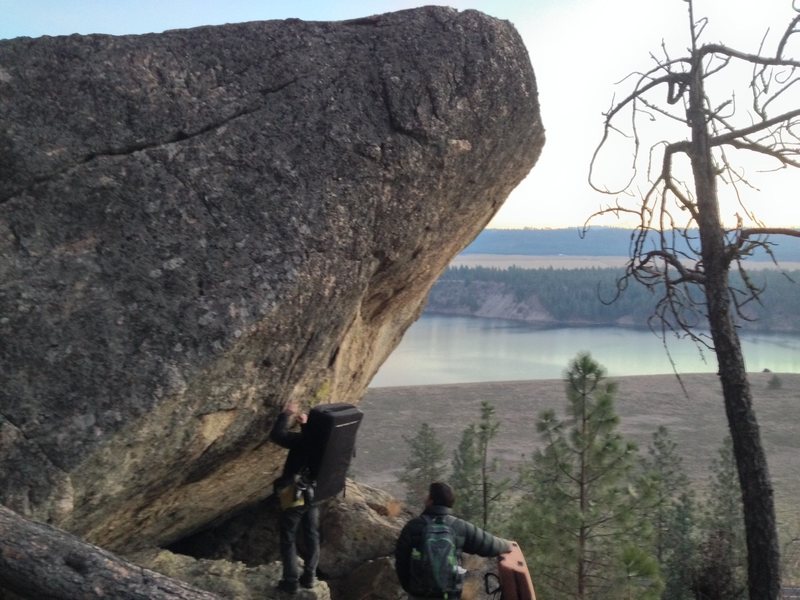 This is the rock. The 4 is on the far lefthand side. There's alot of potential on this guy.