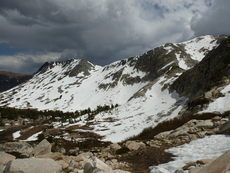 Still 2 hours from car, after summiting, clouds gathering rapidly. Spinkles and a few lightning flashes an hour later.