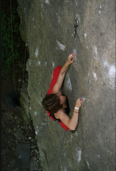 Moni E. nearing the 3rd bolt. Used with permission from www.extremklettern.de