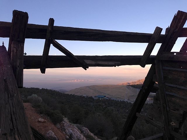 The view from the Lucky Baldwin Stamp Mill to Cougar Buttes (3N16), San Bernardino Mountains