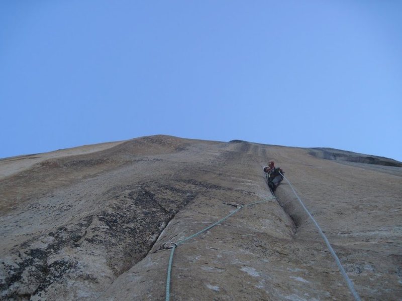 Jaysen leading the groove pitch in the morning. On the shield head wall.