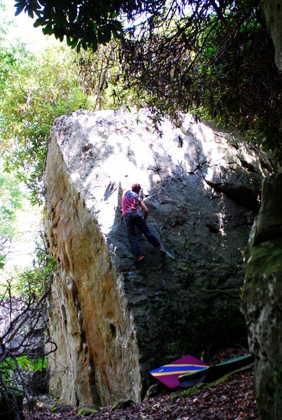White Dwarf Boulder. Parlier on the FA of "Diamonds In The Sky" and "White Dwarf" climbs the tall left face.