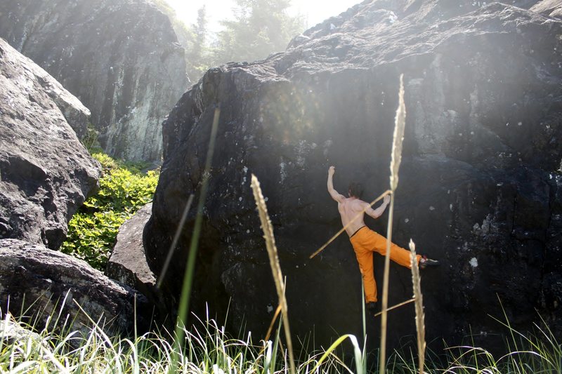 Redwood Coast bouldering...<br>
<br>
Climber: Josh Kornish<br>
photo credit: Cristine Boles