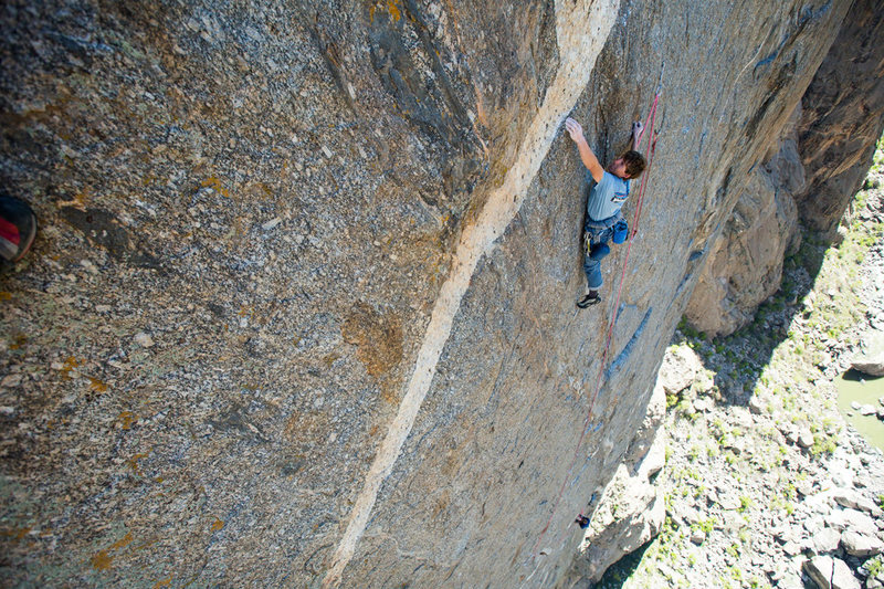 Nearing the top of pitch 7.<br>
<br>
Andrew Burr photo.