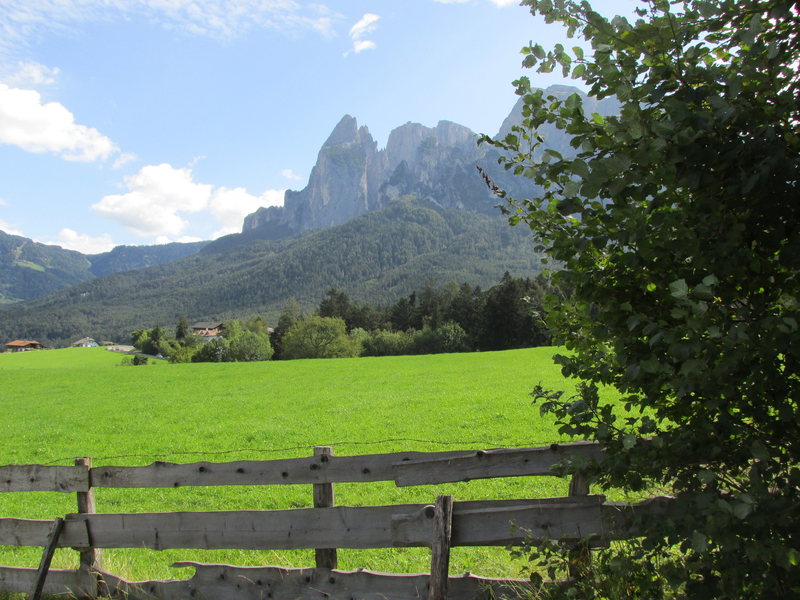Peaks of the Sciliar-Catinaccio above Schlern. These are the Northern outliers of the Catinaccio Group.