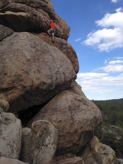 Chris on Supercalibelgolistic (5.9), Holcomb Valley Pinnacles