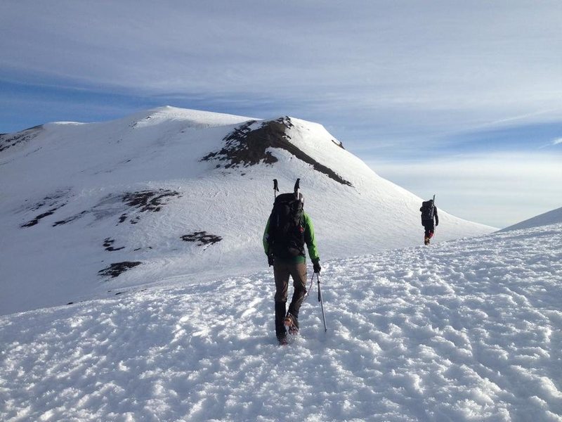 Nearing last push to the summit: car to car - 9.5 hrs with an 30-45 min. on the summit