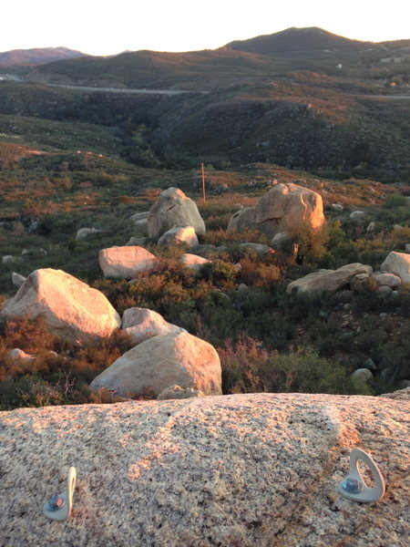 Picturesque view from atop Dos Equis Boulder.<br>
This is a great spot to have your lunch!