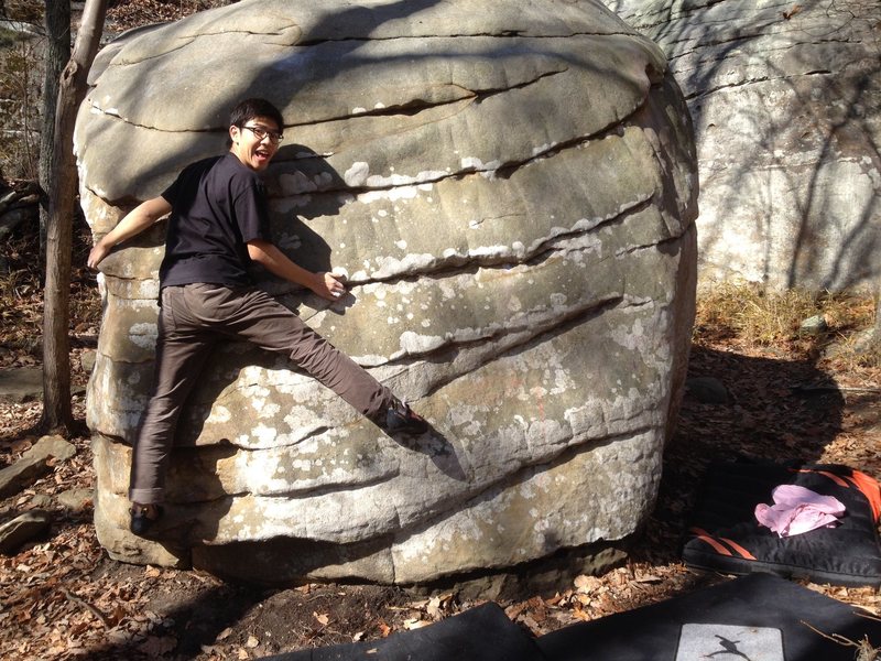 Lucas gettin on "7-10 Split" during his first outdoor bouldering trip!