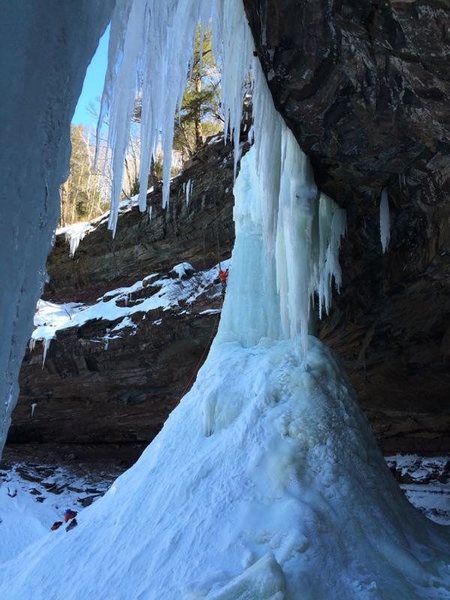 Brendan leading up the lower section of the Upper Falls. Feb 2015