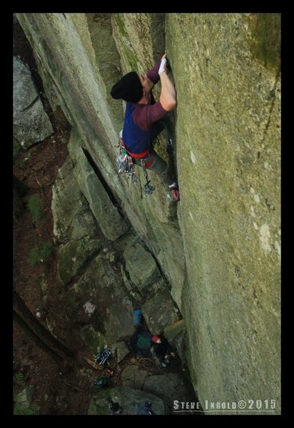Getting situated after the crux (transitioning from the pod to the upper 5" crack)