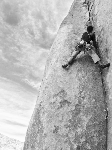 Andy Glover leading Poaching Bighorn 5.11