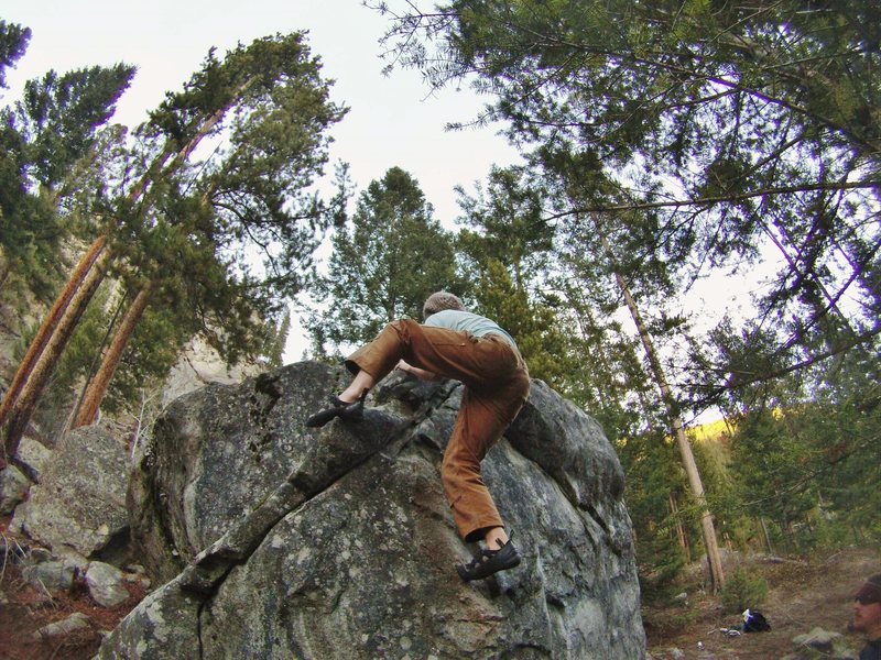 Climb Rafiki's Arete, Southwest Region