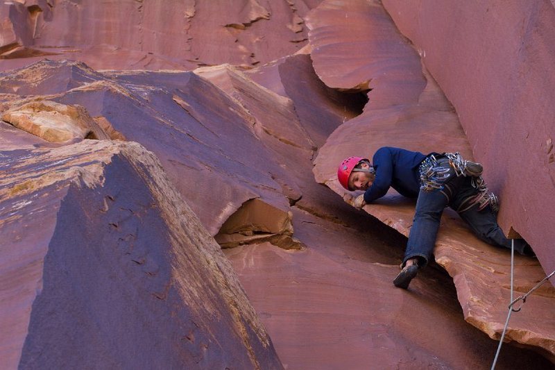 Climbing above my #6. This pitch is fun and way different from twin cracks! Thanks for the picture Phil.