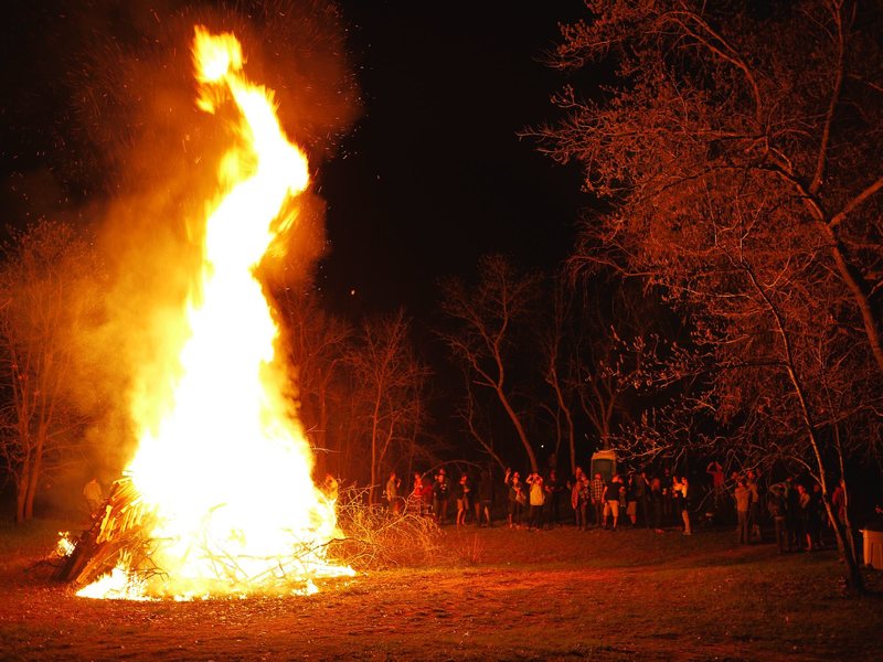 Small bonfire in Wisconsin. The annual spring climbers party at Mike Lohre's place.