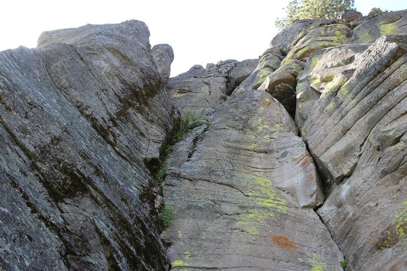 Route is far left side in this photo. Ghidra is the center crack with 3 variations at the top