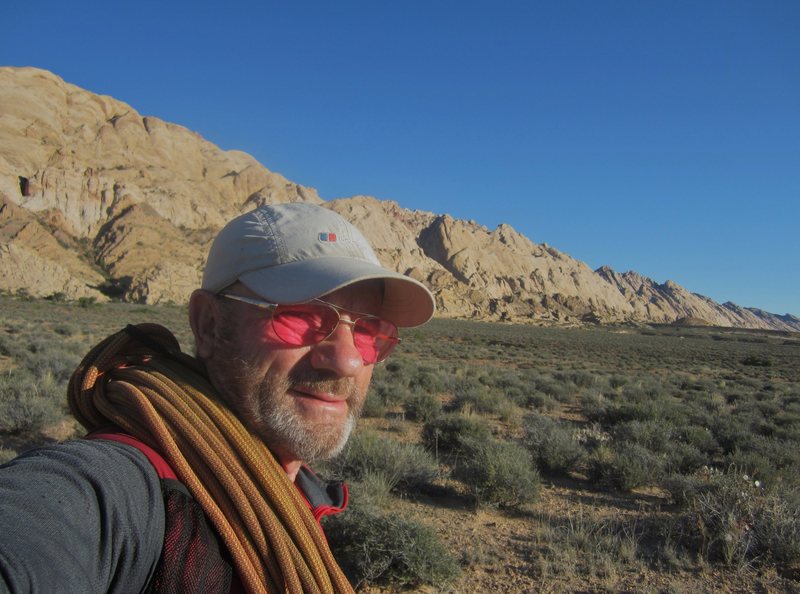 Starting the long hot hike from One to Two Finger Canyon camp.