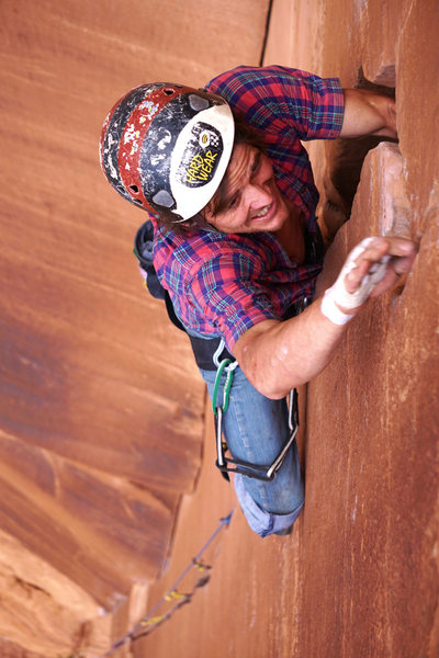 Me negotiating the pod crux at the top of Willy's.<br>
<br>
Photo by Shawn Wright.