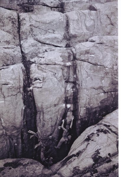Mike Gasch on the 2nd ascent of Voodoo Blues V5, Thor's Chasm, Watson Lake, Prescott, AZ 1999.
