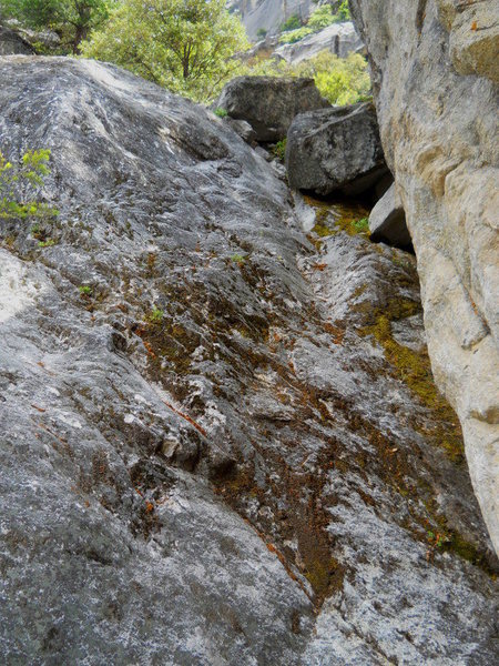 Short 4th class crux of LeConte Gully
