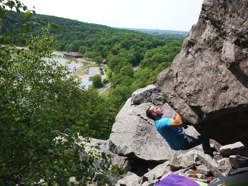 Satermo climbing little roof.