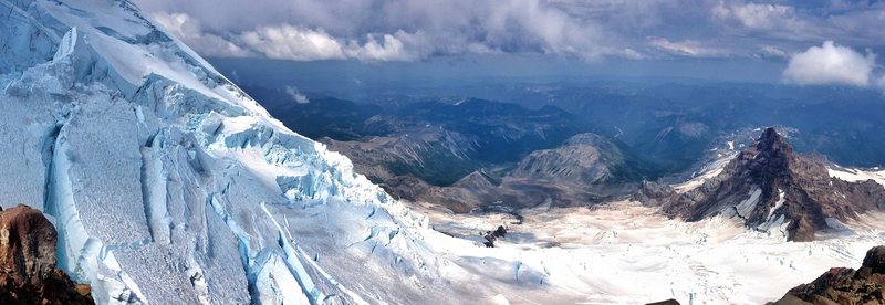 View of the Emmons and Little Tahoma from atop Disappointment Cleaver