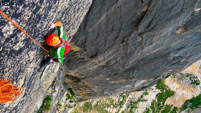Start on Chockstone route then head up left towards ledge with clean slab above. Full 60m<br>
p2 follow clean cracks up slab to corner with wide section to pinch .<br>
p3 is a fun, steep outing up and left through overhangs on fun flakes.<br>
p4 is fierce and not-so-obviously goes up to wild overhang then left and up to easy slabs