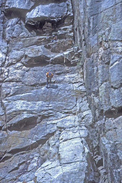 Chris Nelson & Larry Bruce rapping off. Black Canyon.<br>
Photo; Steve Nelson