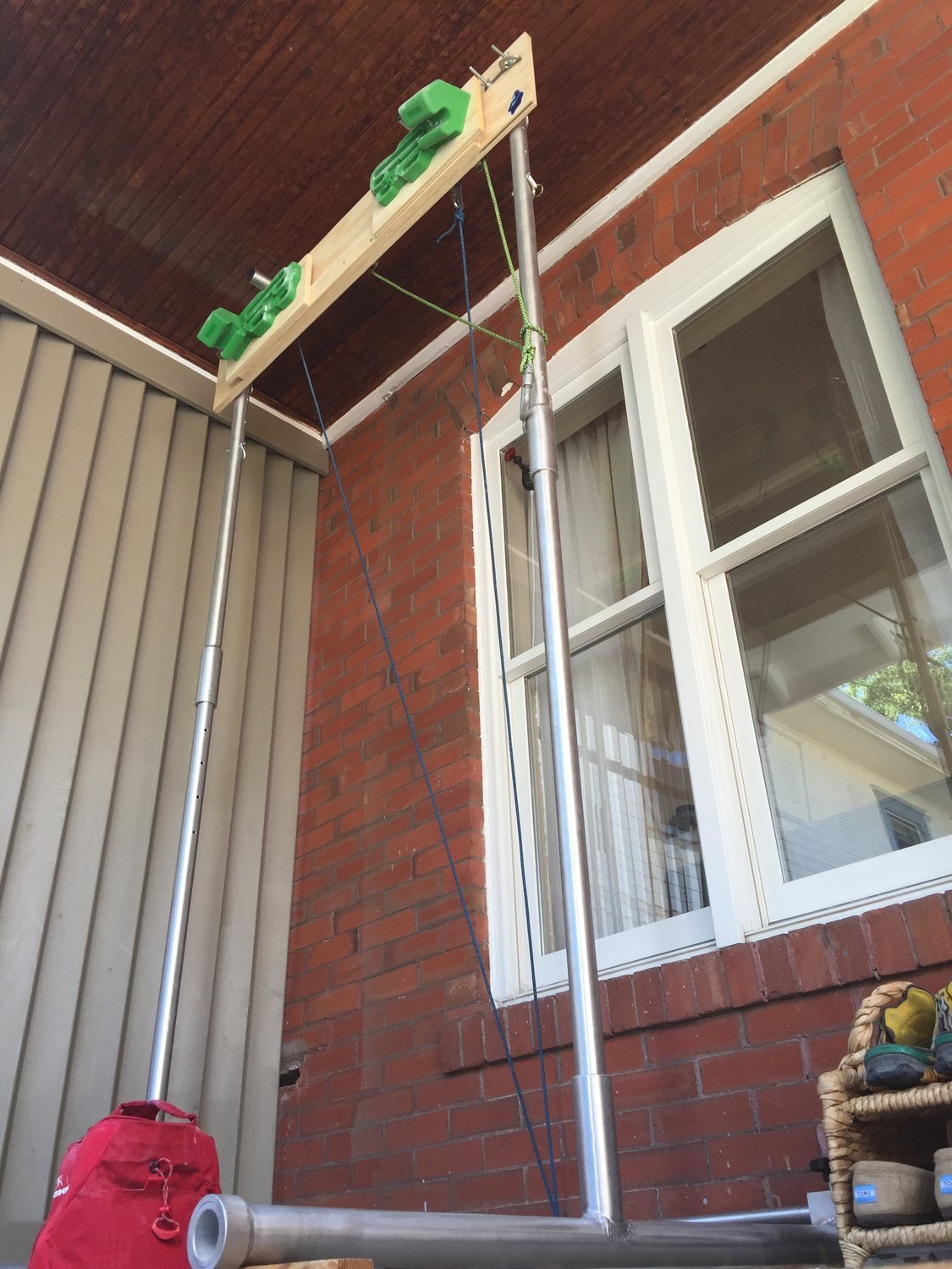 Collapsible, transportable, aluminum framed, freestanding, adjustable