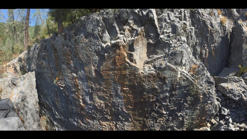 Old bolts are gone, new glue ins are installed. Now go climb without any hesitations!