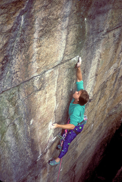 Brave New World 5.12 / Lost City / Gunks / Climber: N. Falacci / Don't laugh. Those kind of tights are coming back!