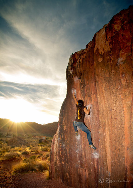 The Pearl V4<br>
Seen Here: Crista Hunter<br>
Photo By: Zack Barbee