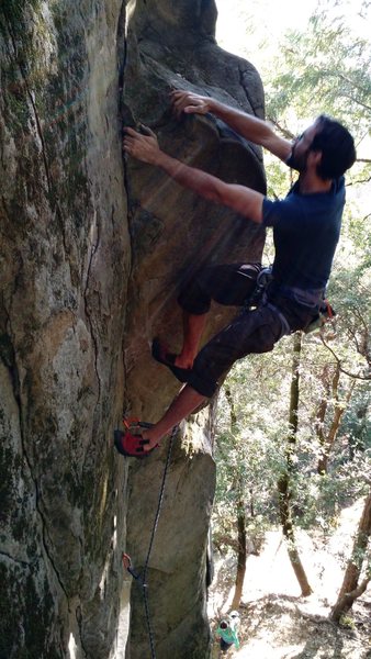 This left hand right on the edge is great for pulling the ledge.