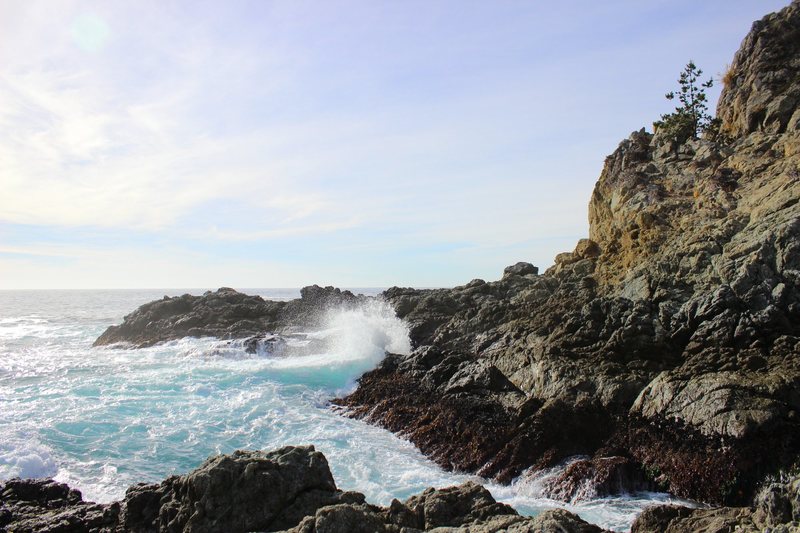 It may be difficult to drag yourself off this beautiful rocky point, but if you wanna climb you gotta go around this corner!