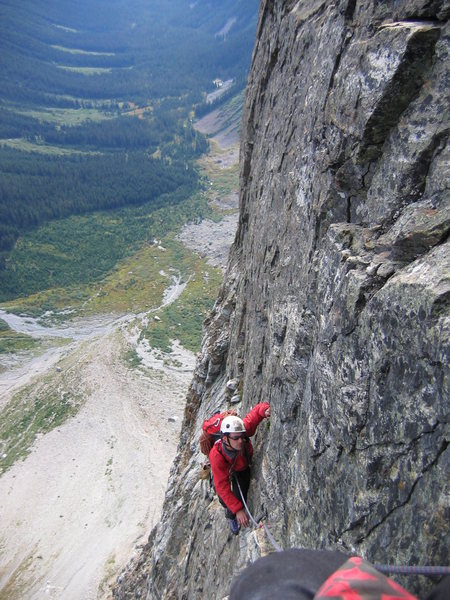 Mike Layton on the first ascent.<br>
<br>
photo by MisterE 2005