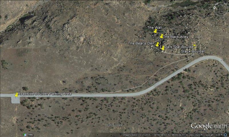 This topo shows the parking area for the Roadside Booulders and the trail which leads to the main area.
