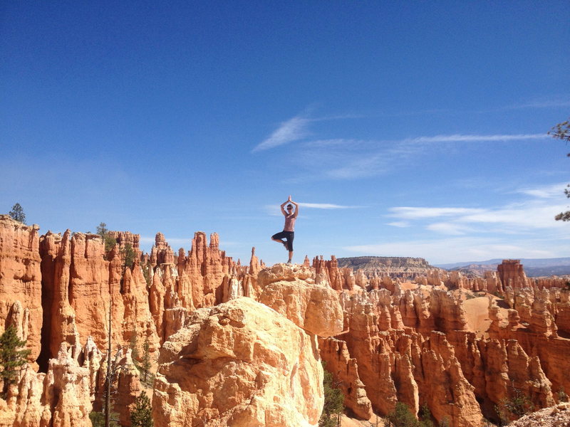 Running a few laps around Bryce Canyon on our way to Cochise. With a quick yoga stop.